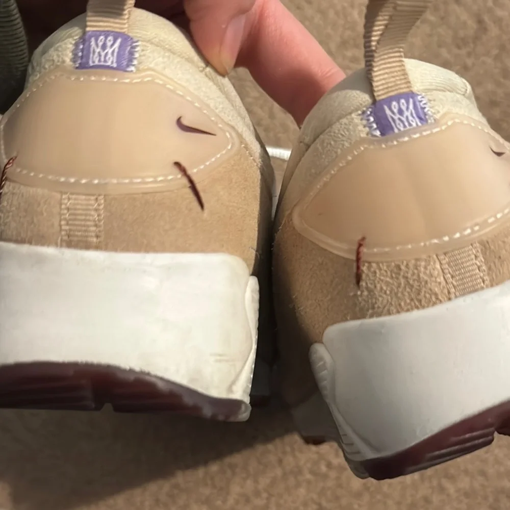 Nike x Serena Williams sneakers - Picture 4 of 4
